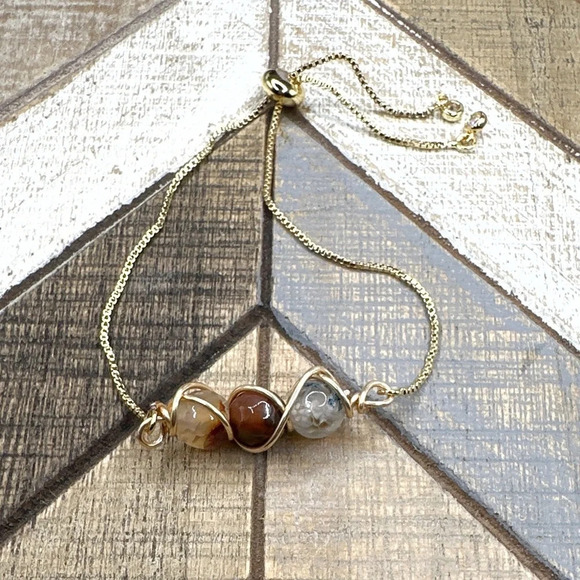 COPY - White and red crazy lace agate ring/happy ring/protection for Aries - Picture 11 of 12